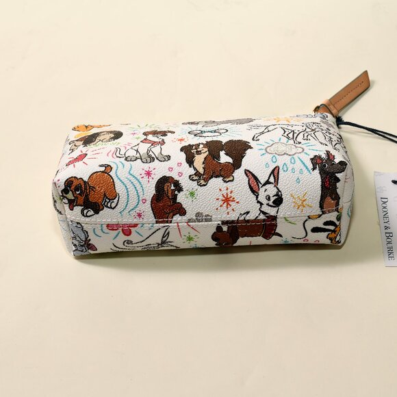 Dooney & Bourke Disney Dogs Wristlet Zip Pouch White Multi NEW WITH TAGS - Picture 4 of 7